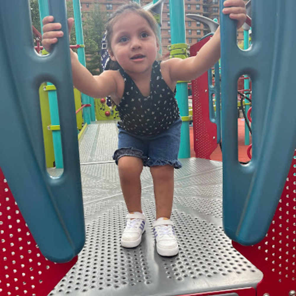 Meet your Posher, Mishell